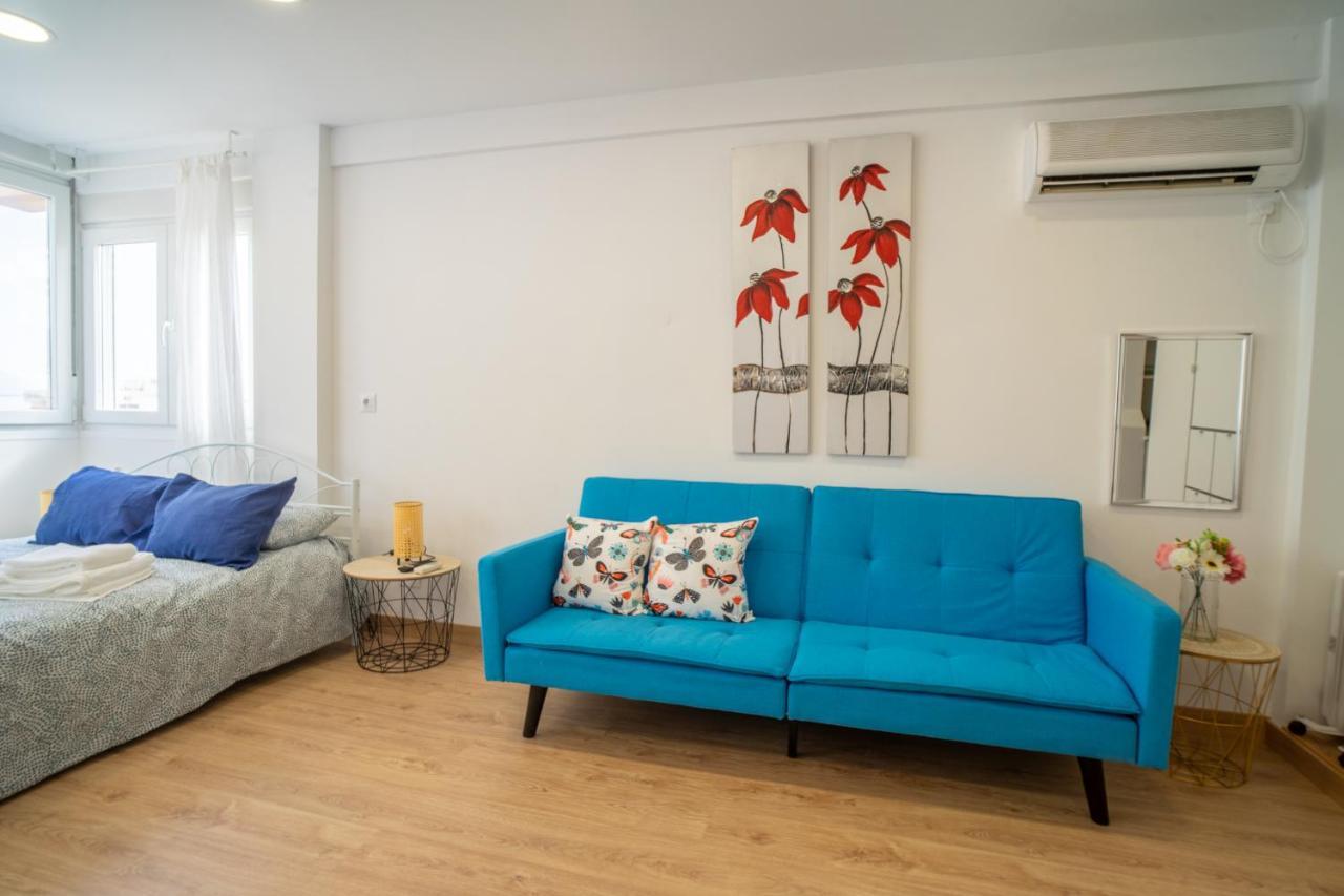 Apt. P/3 10' From The Beach W/Wifi In Torremolinos Eksteriør bilde