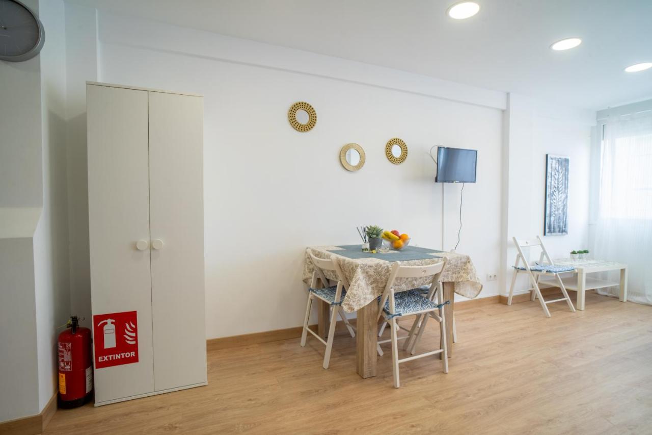 Apt. P/3 10' From The Beach W/Wifi In Torremolinos Eksteriør bilde