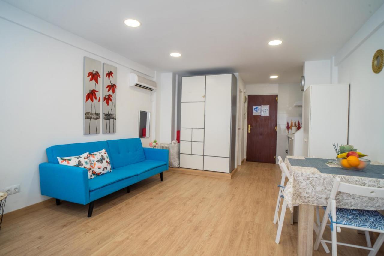 Apt. P/3 10' From The Beach W/Wifi In Torremolinos Eksteriør bilde