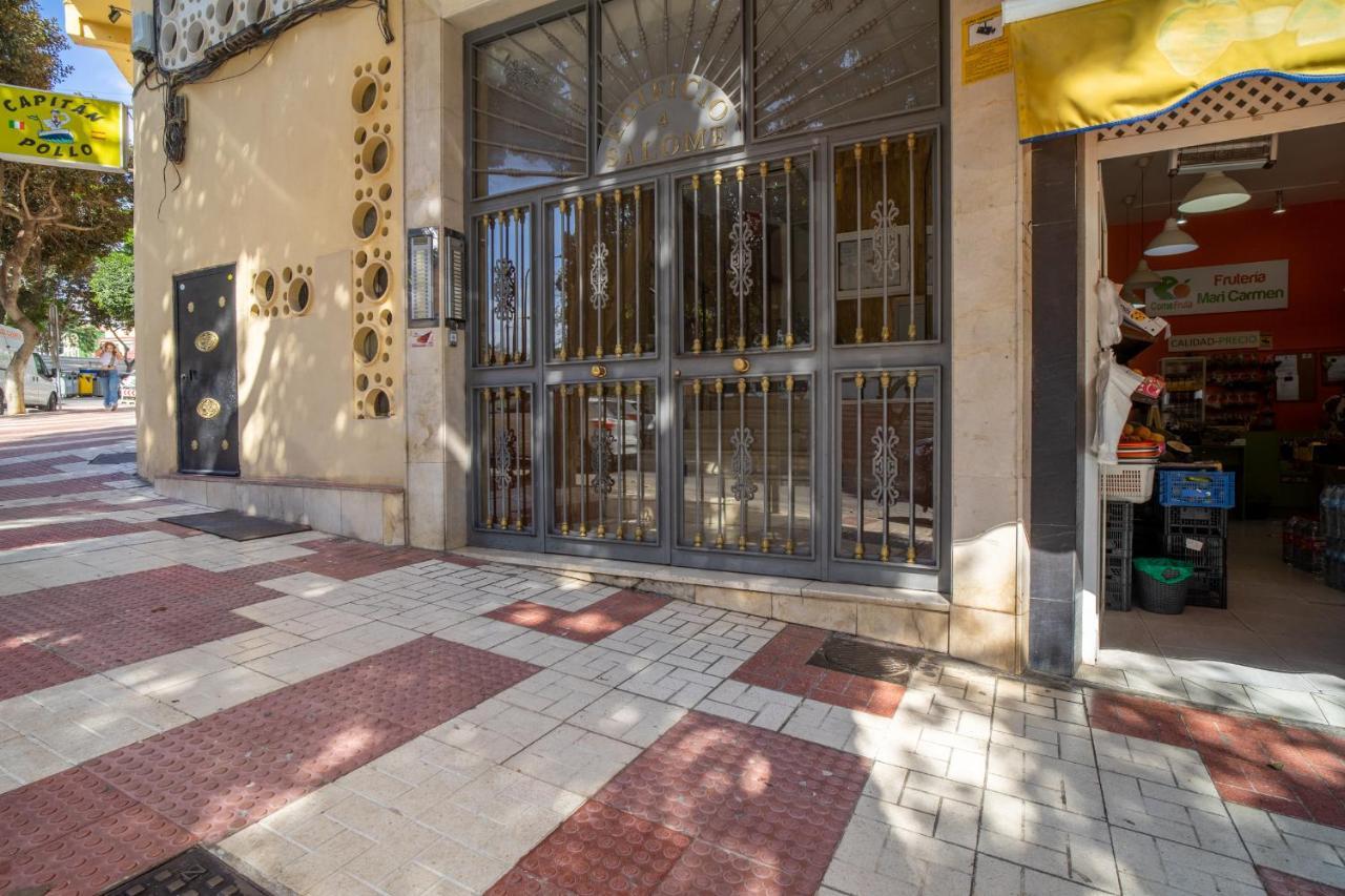 Apt. P/3 10' From The Beach W/Wifi In Torremolinos Eksteriør bilde