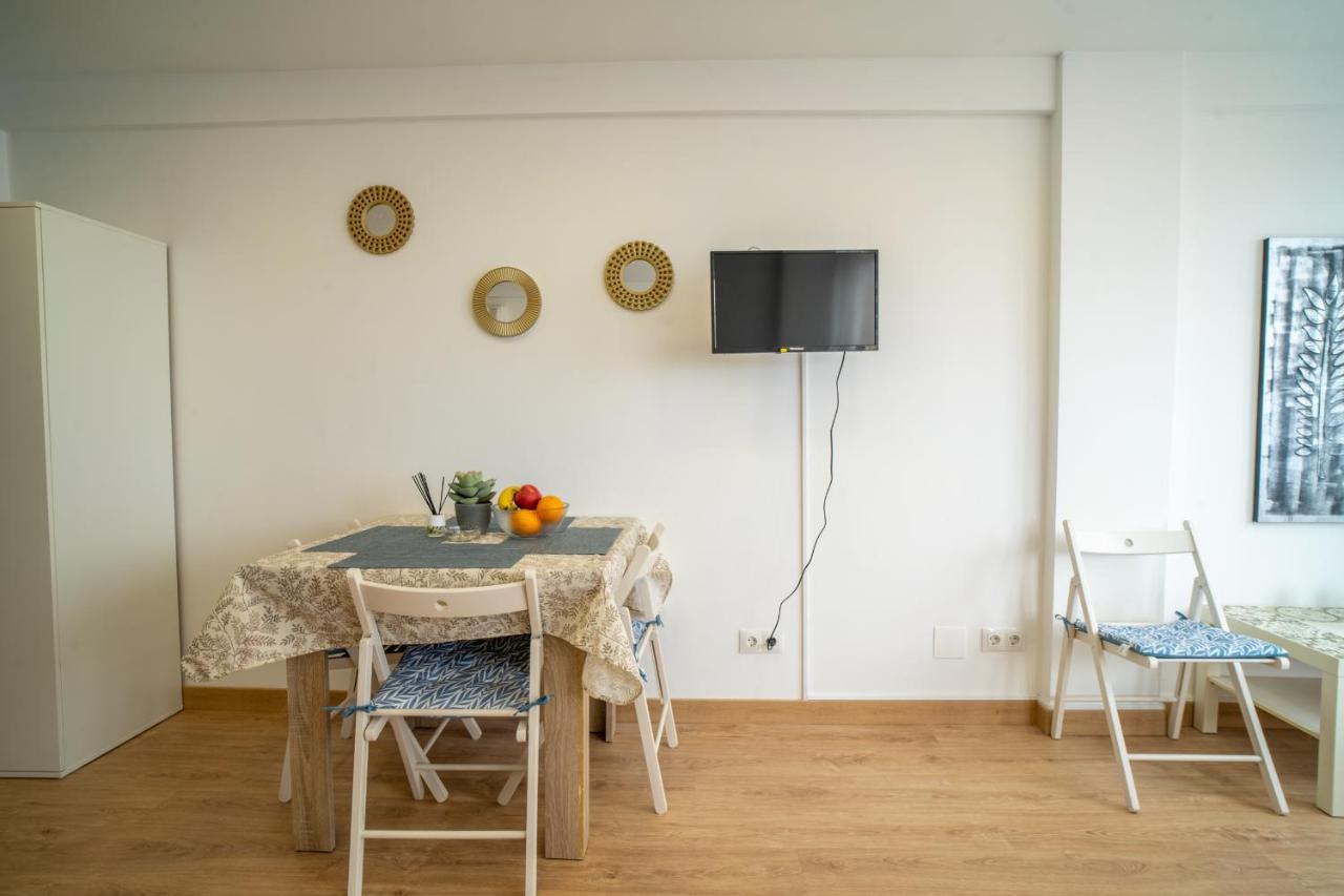 Apt. P/3 10' From The Beach W/Wifi In Torremolinos Eksteriør bilde